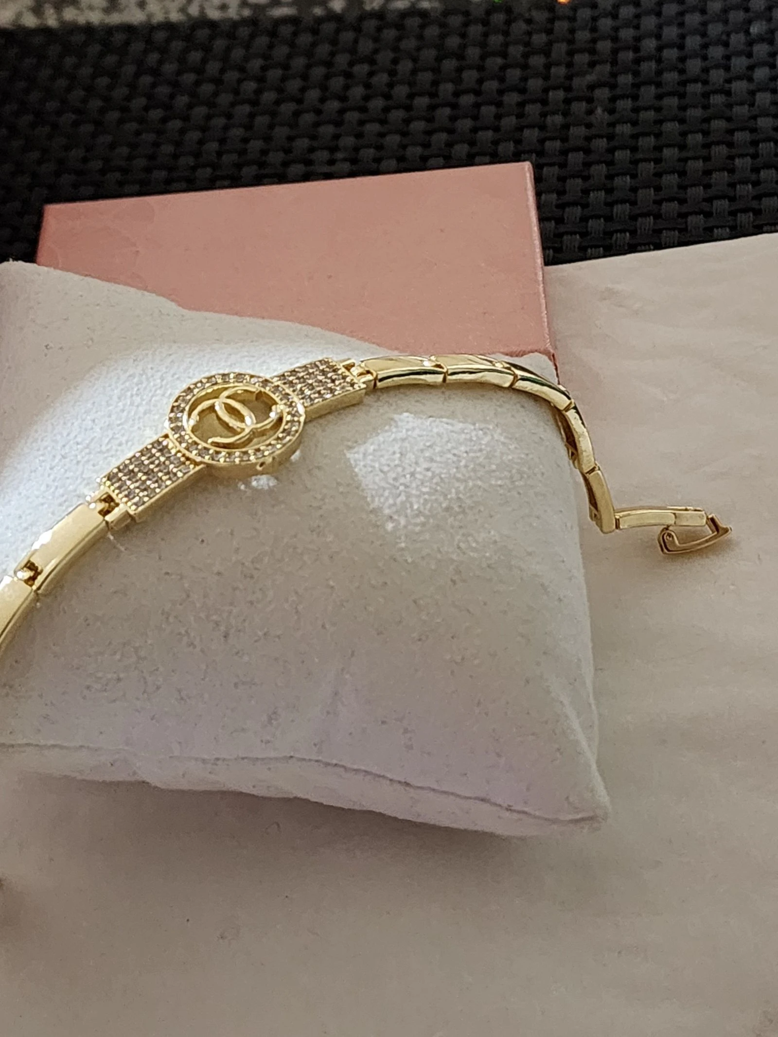 Pulsera con circonitas , oro laminado 14k  – photo 5